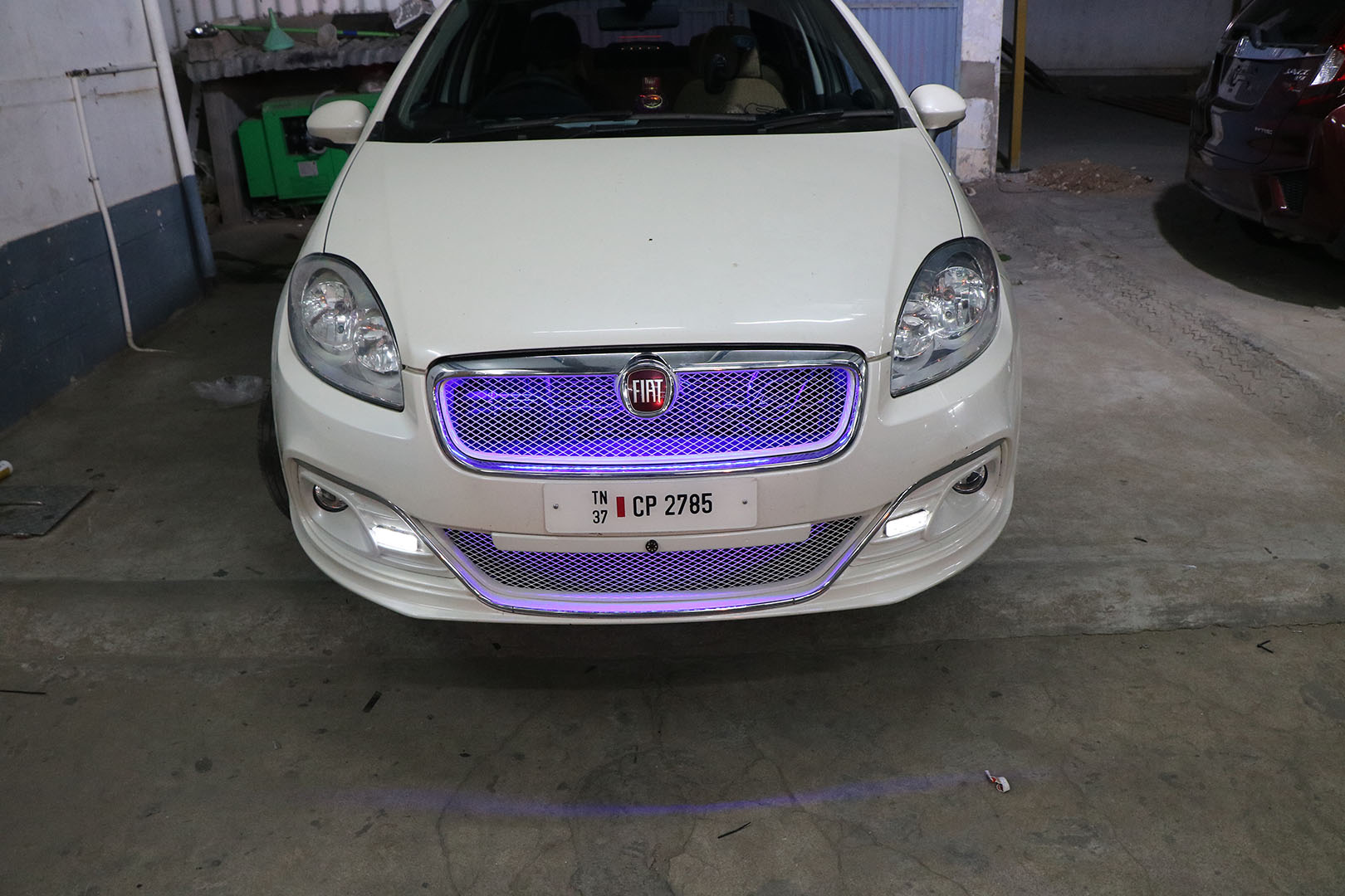 Fiat linea clearance front grill modified